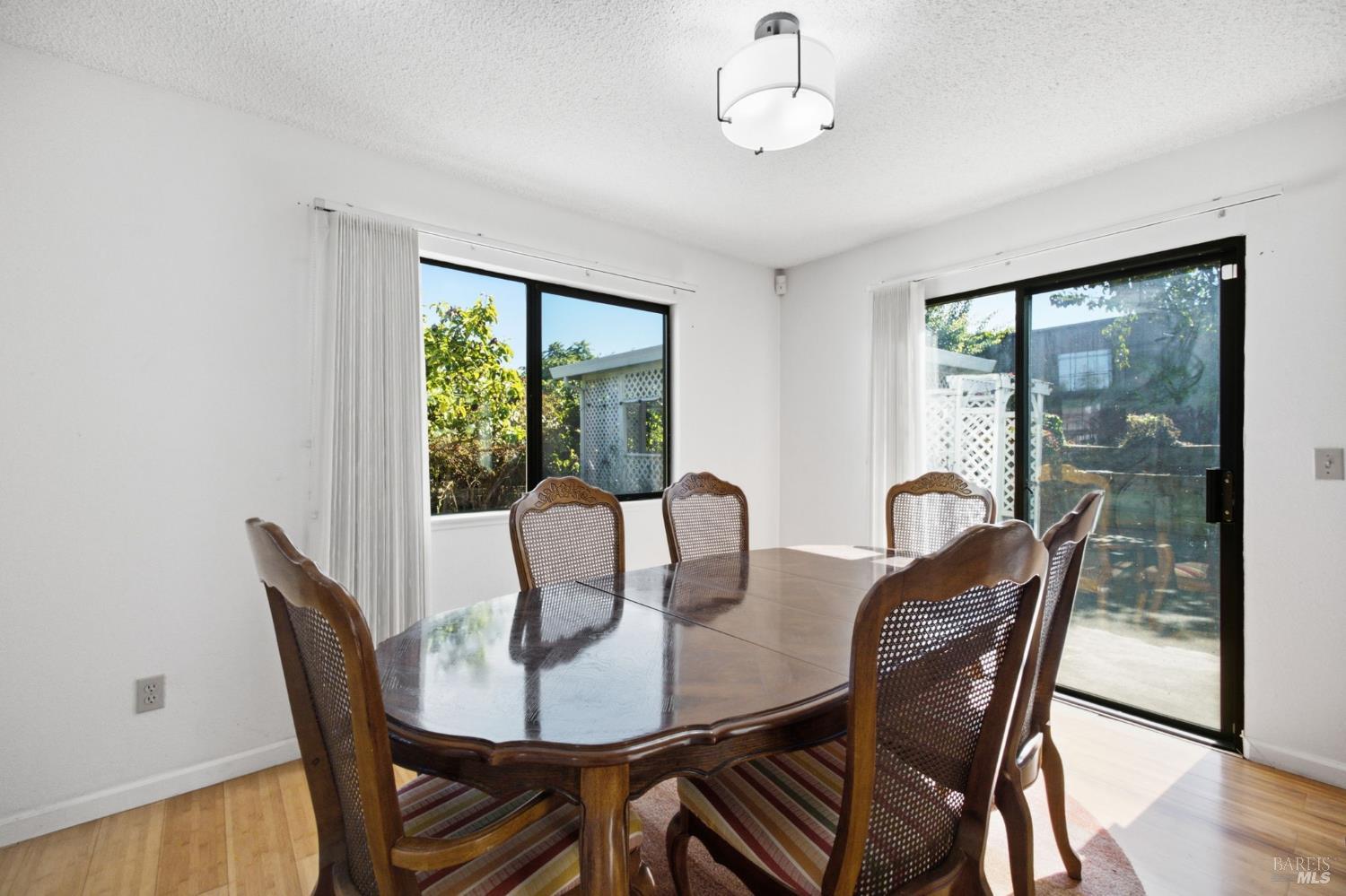 249 S Valley Oak Lane Vallejo CA 94591