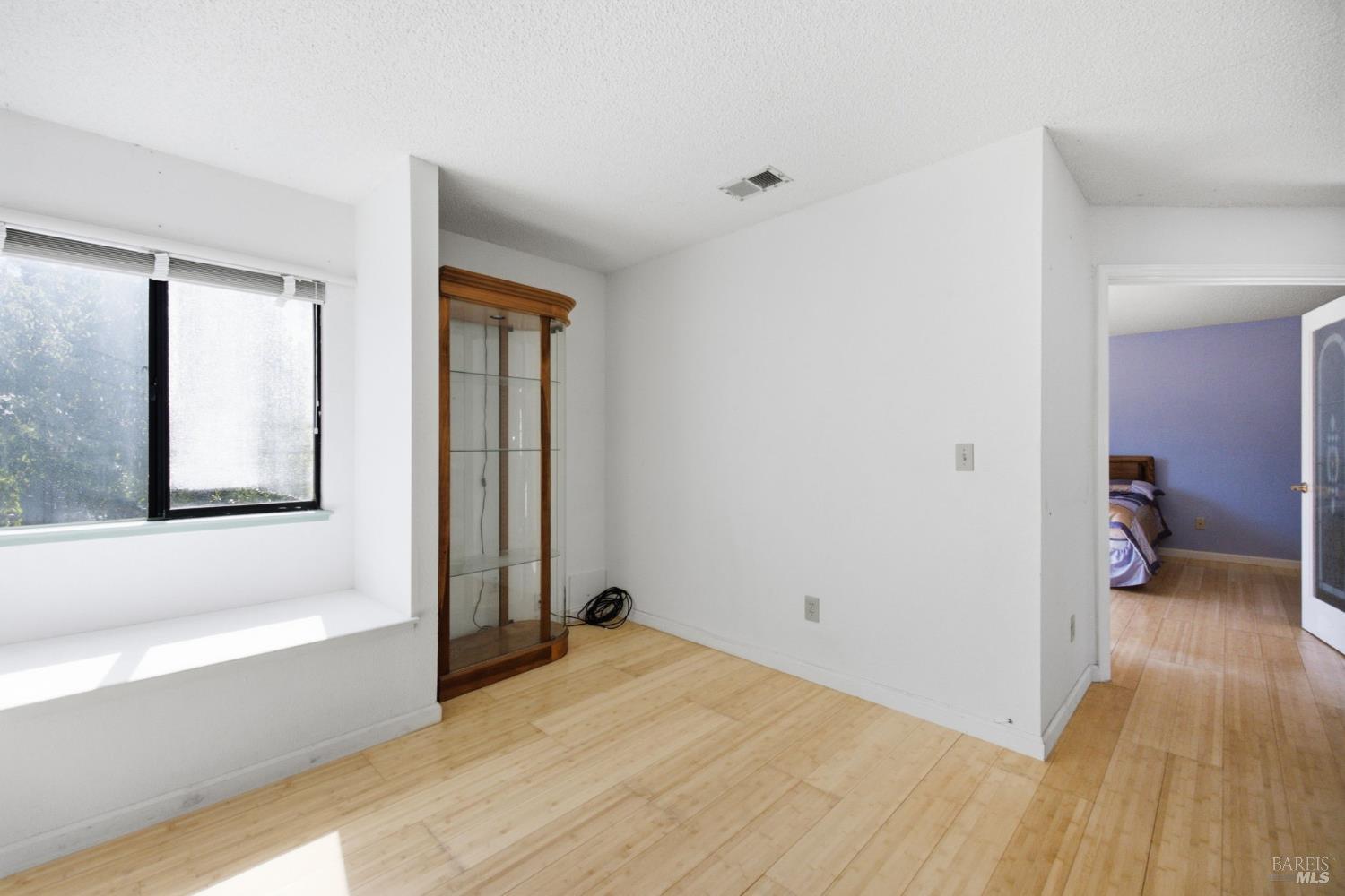 249 S Valley Oak Lane Vallejo CA 94591