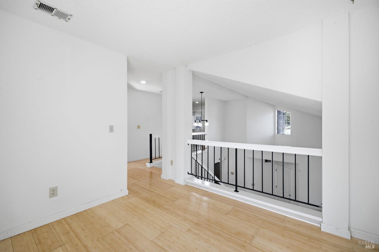 249 S Valley Oak Lane Vallejo CA 94591