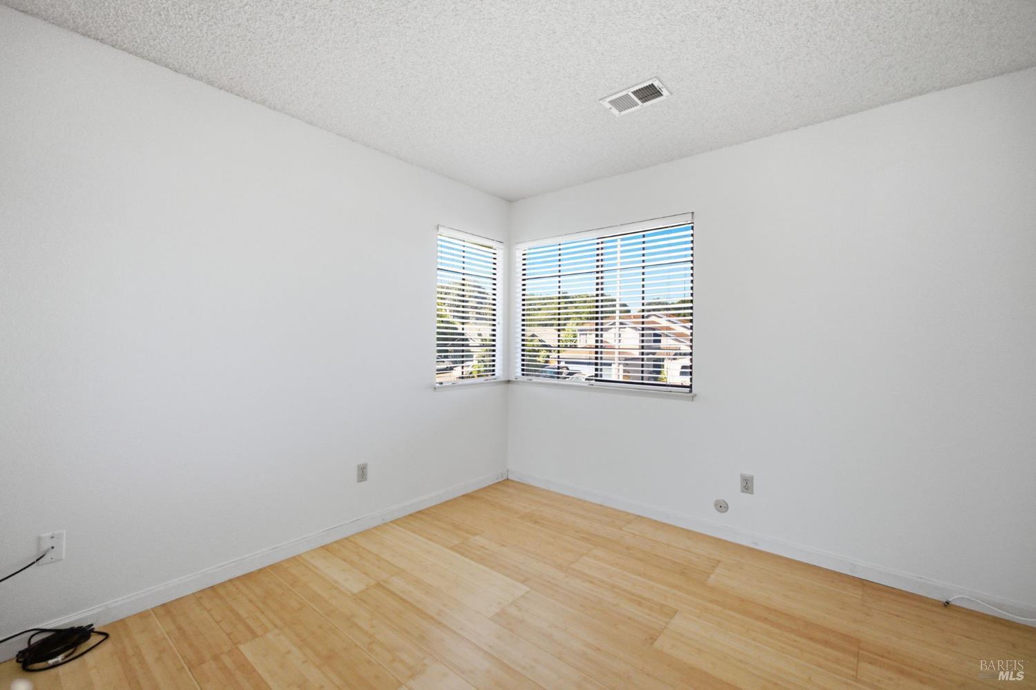 249 S Valley Oak Lane Vallejo CA 94591