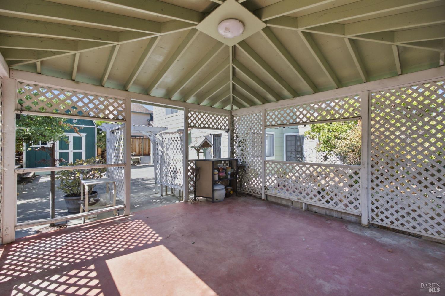 249 S Valley Oak Lane Vallejo CA 94591