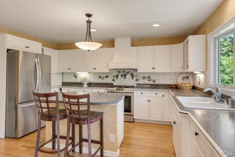 4215 Wake Robin Drive Glen Ellen CA 95442