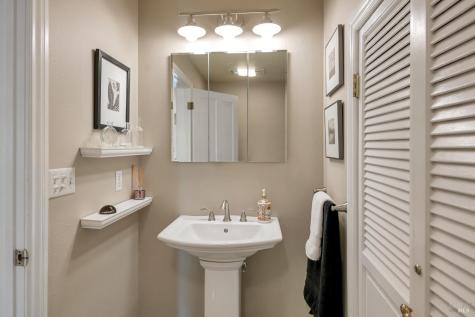 4215 Wake Robin Drive Glen Ellen CA 95442