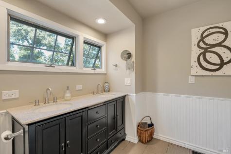 4215 Wake Robin Drive Glen Ellen CA 95442