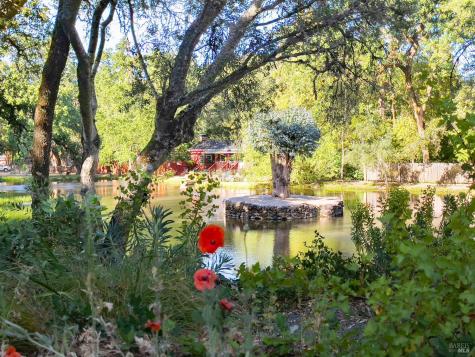 4215 Wake Robin Drive Glen Ellen CA 95442