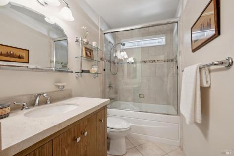 24 Plata Court Novato CA 94947