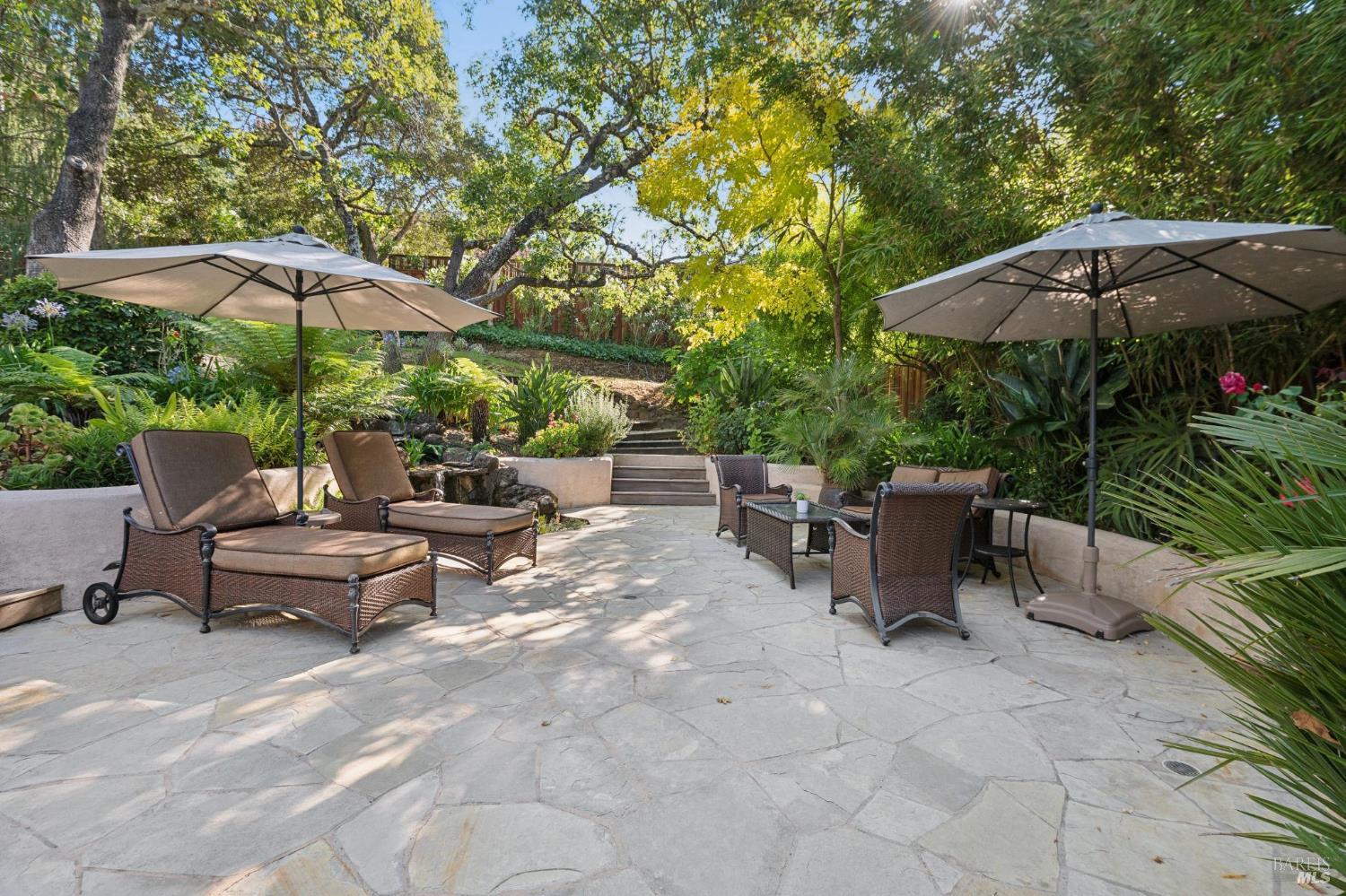 24 Plata Court Novato CA 94947