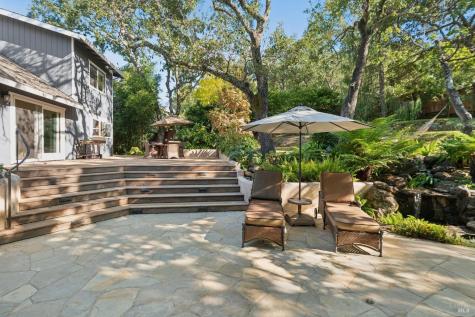 24 Plata Court Novato CA 94947