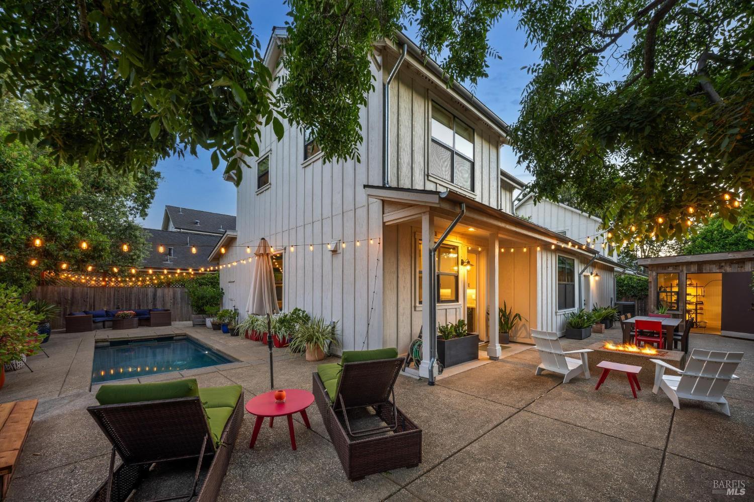 302 Hatchery Lane Sonoma CA 95476