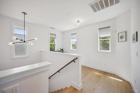 302 Hatchery Lane Sonoma CA 95476
