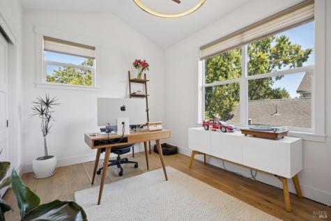 302 Hatchery Lane Sonoma CA 95476