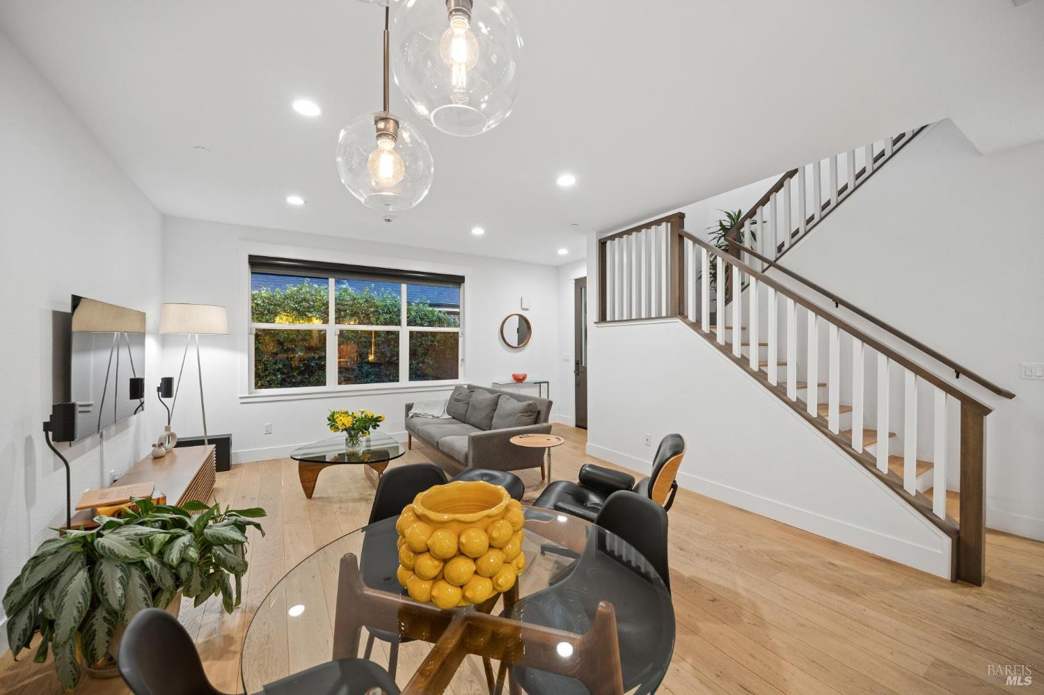 302 Hatchery Lane Sonoma CA 95476