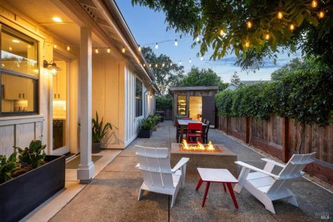 302 Hatchery Lane Sonoma CA 95476