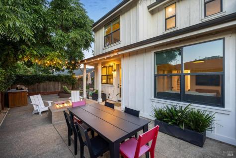 302 Hatchery Lane Sonoma CA 95476