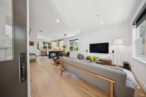 302 Hatchery Lane Sonoma CA 95476