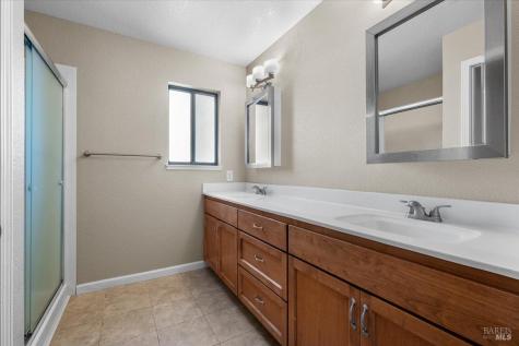 1938 Gambels Way Santa Rosa CA 95403
