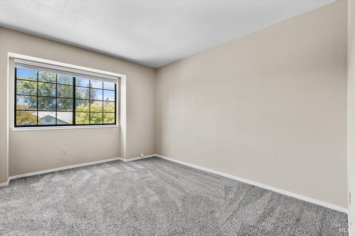 1938 Gambels Way Santa Rosa CA 95403