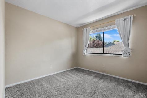 1938 Gambels Way Santa Rosa CA 95403