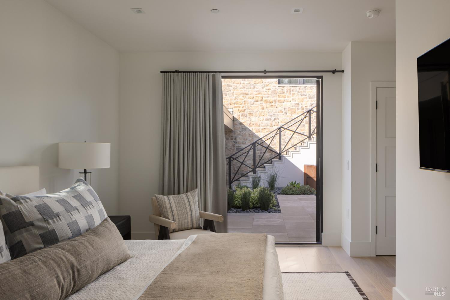 306 Vine Row Court Napa CA 94559