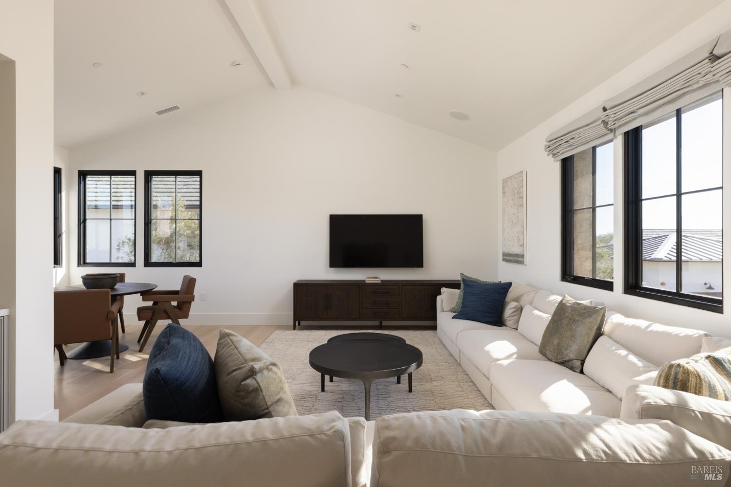 306 Vine Row Court Napa CA 94559