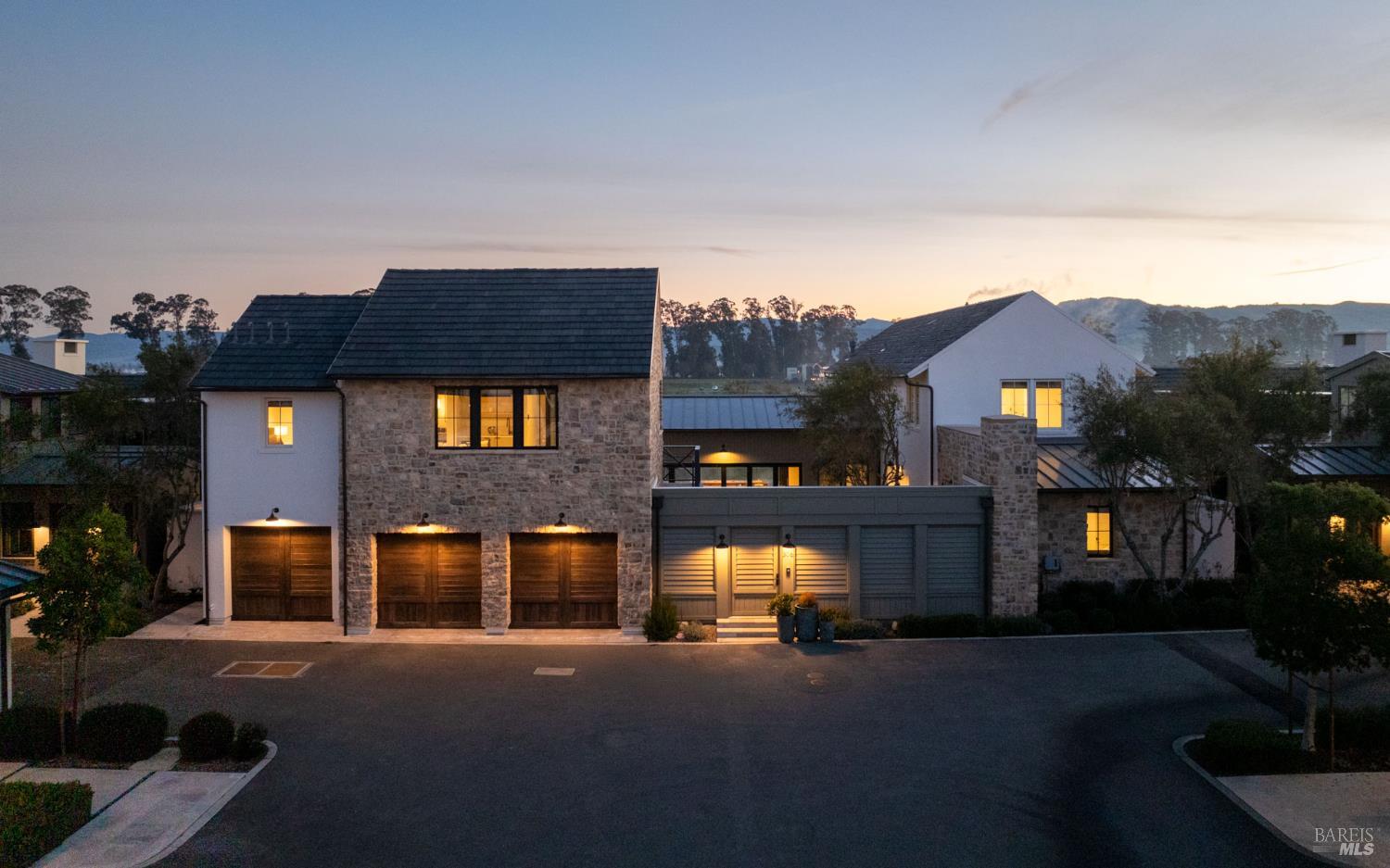 306 Vine Row Court Napa CA 94559