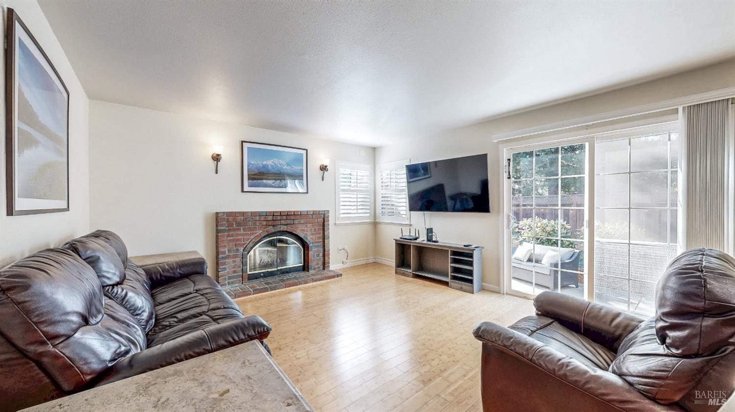 414 Princess Way Windsor CA 95492
