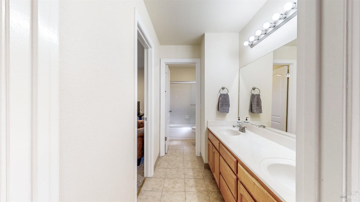 414 Princess Way Windsor CA 95492
