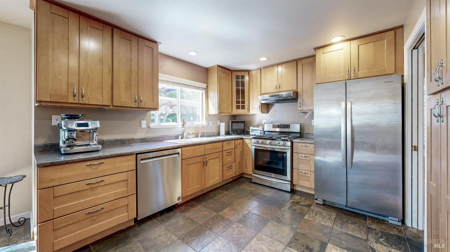 414 Princess Way Windsor CA 95492
