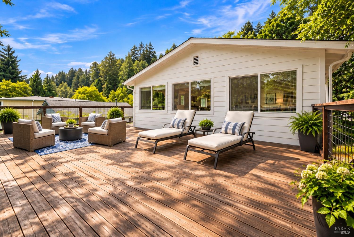 15861 River Road Guerneville CA 95446