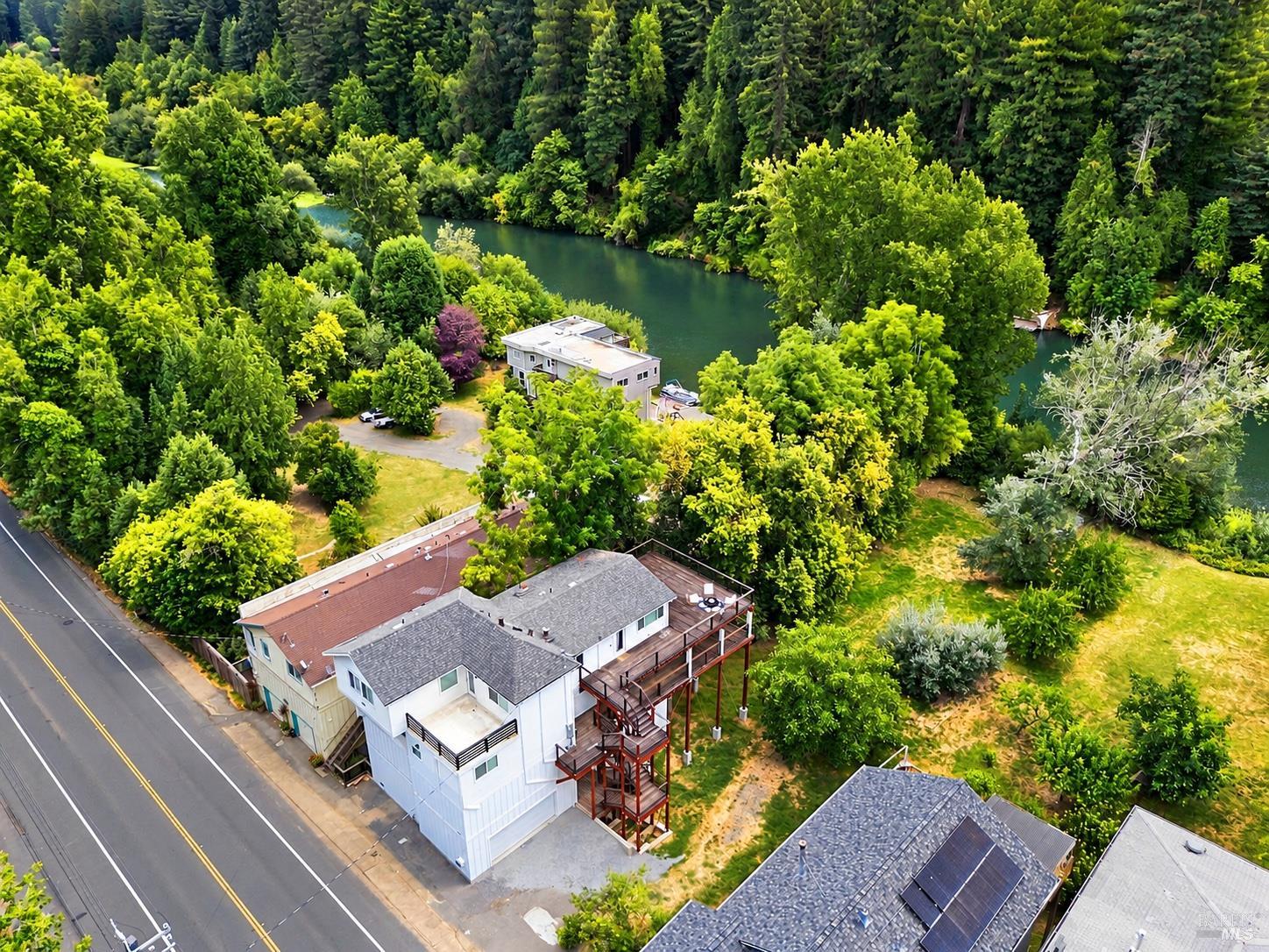 15861 River Road Guerneville CA 95446
