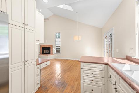 961 Central Avenue Sonoma CA 95476