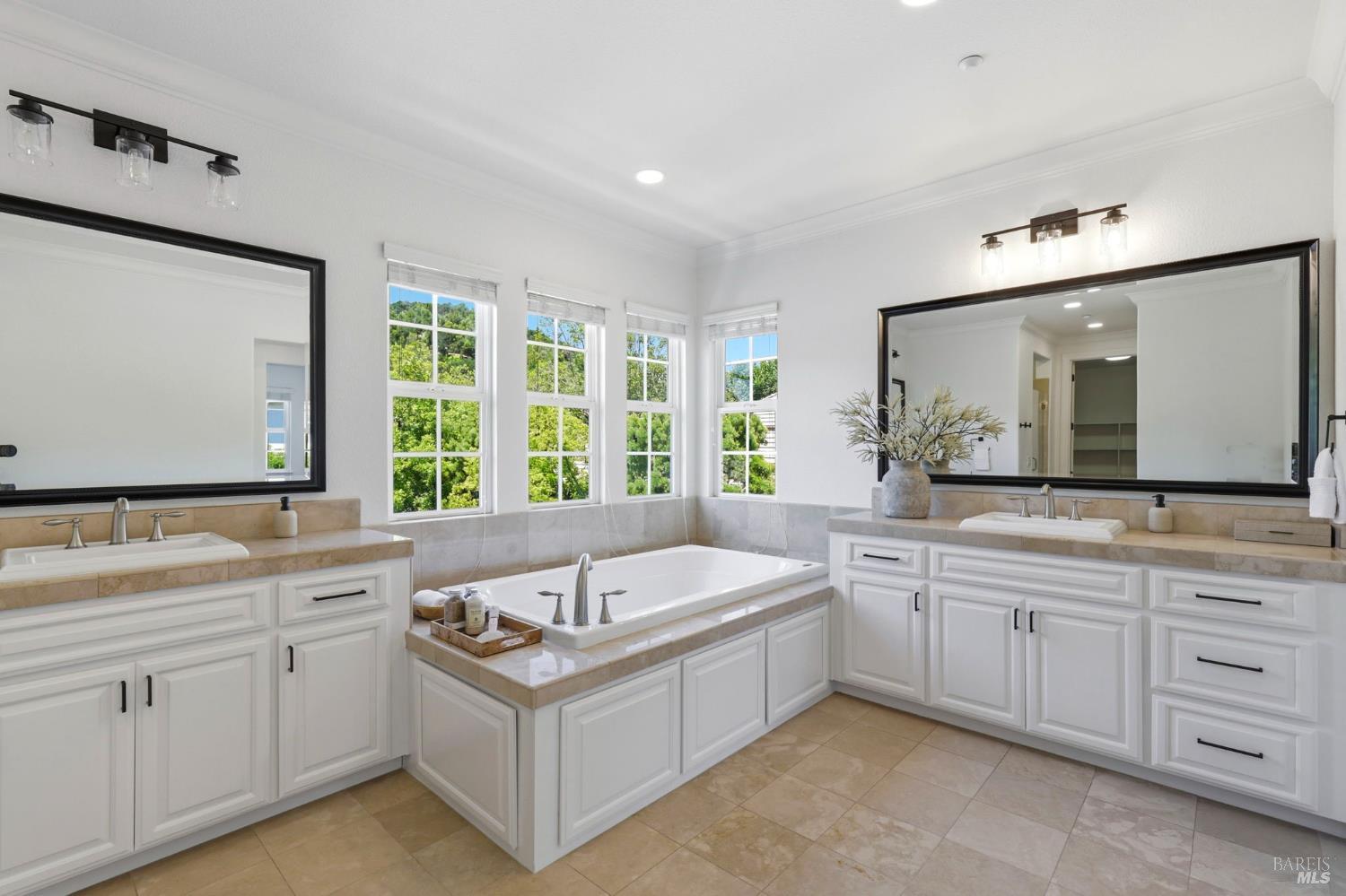 7 Turner Drive Novato CA 94949