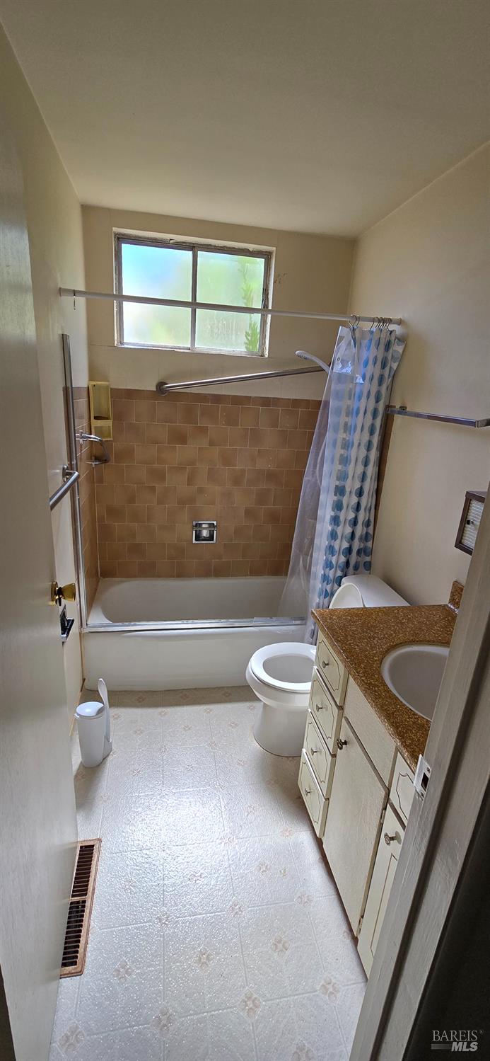 68 Alma Drive Rohnert Park CA 94928