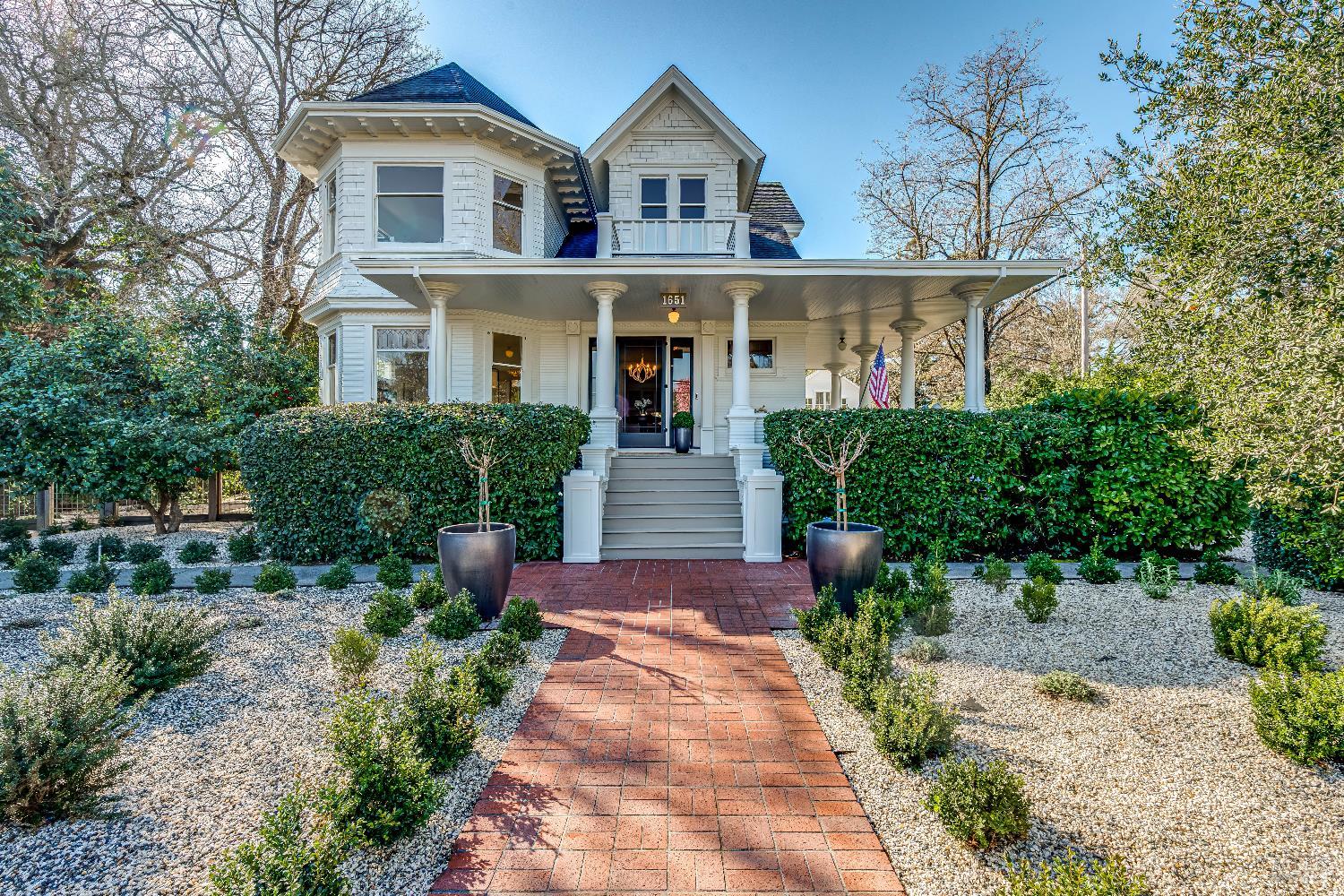 1651 Spring Mountain Road St. Helena CA 94574