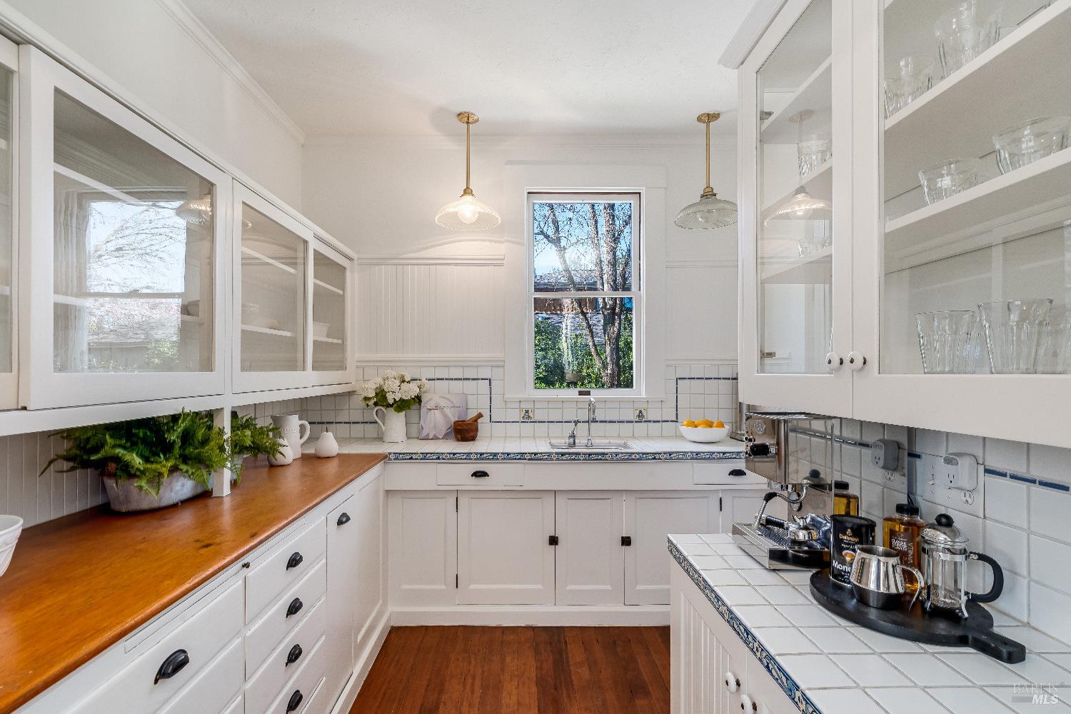 1651 Spring Mountain Road St. Helena CA 94574