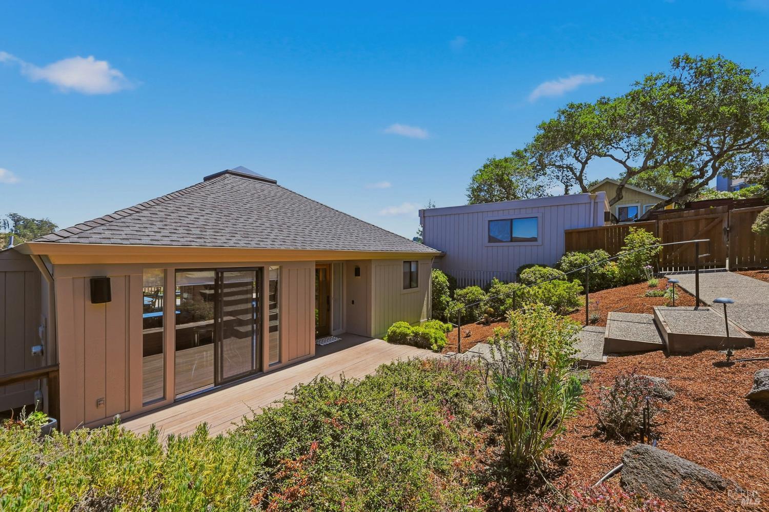 12 Tilden Circle San Rafael CA 94901
