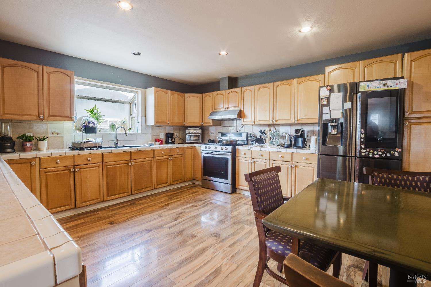 593 Folsom Avenue Hayward CA 94544