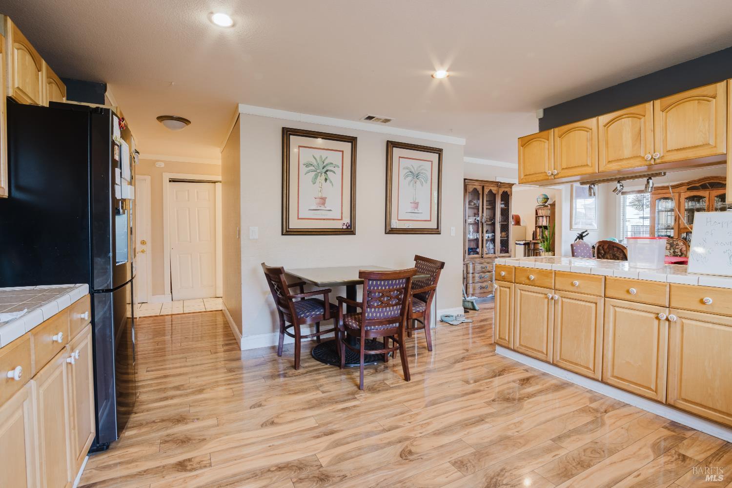 593 Folsom Avenue Hayward CA 94544