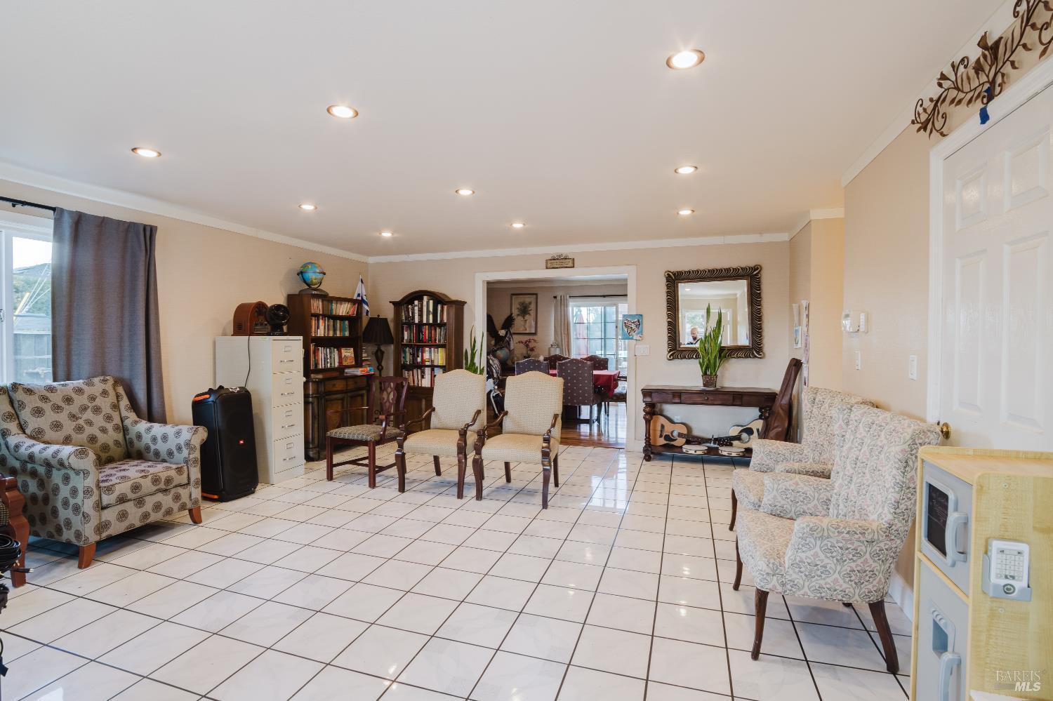 593 Folsom Avenue Hayward CA 94544