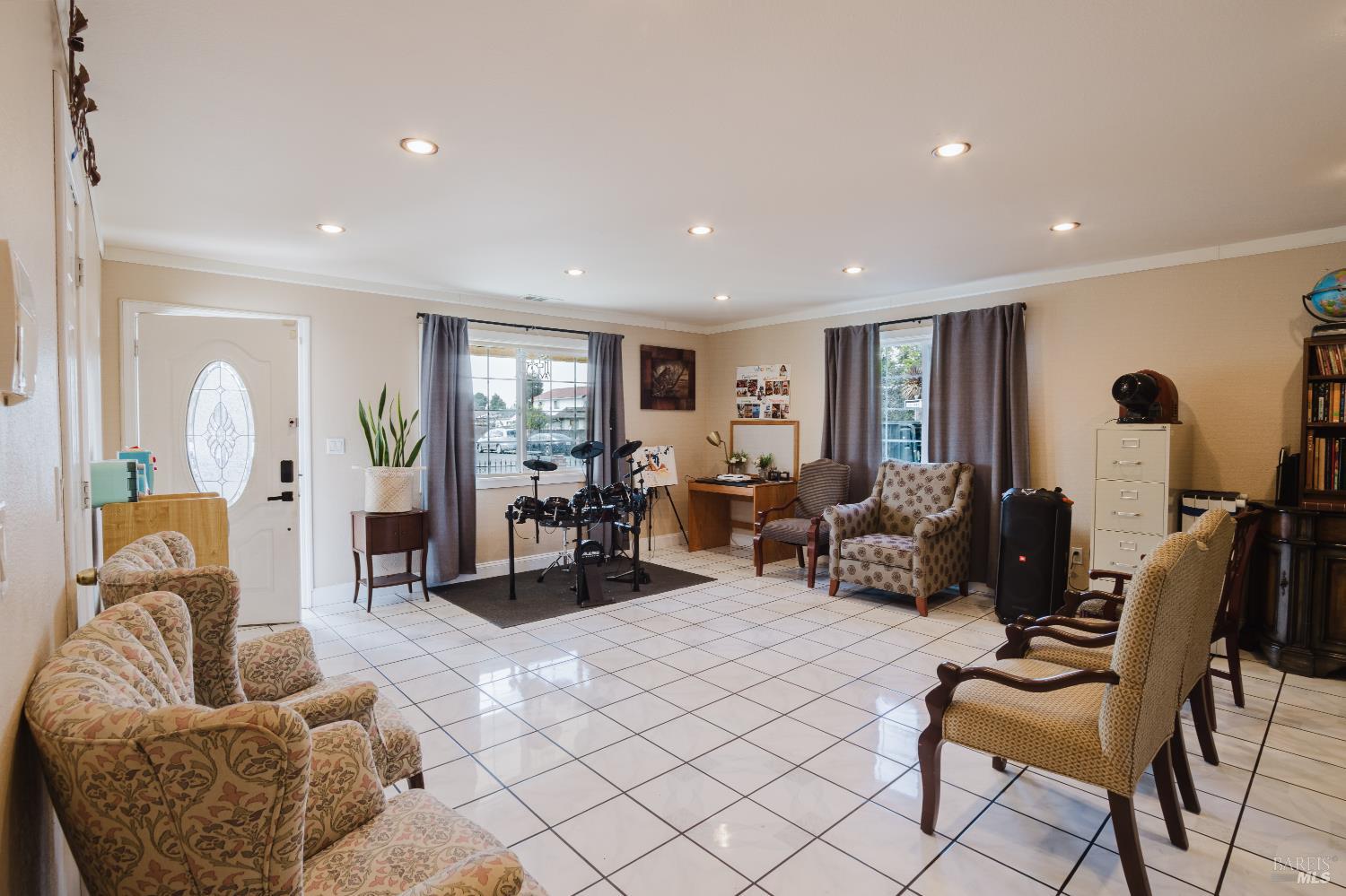 593 Folsom Avenue Hayward CA 94544