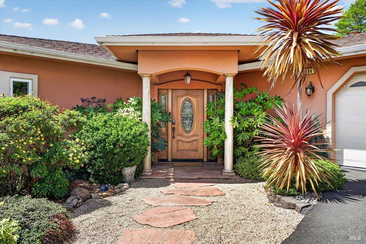 484 Oak Street Penngrove CA 94951