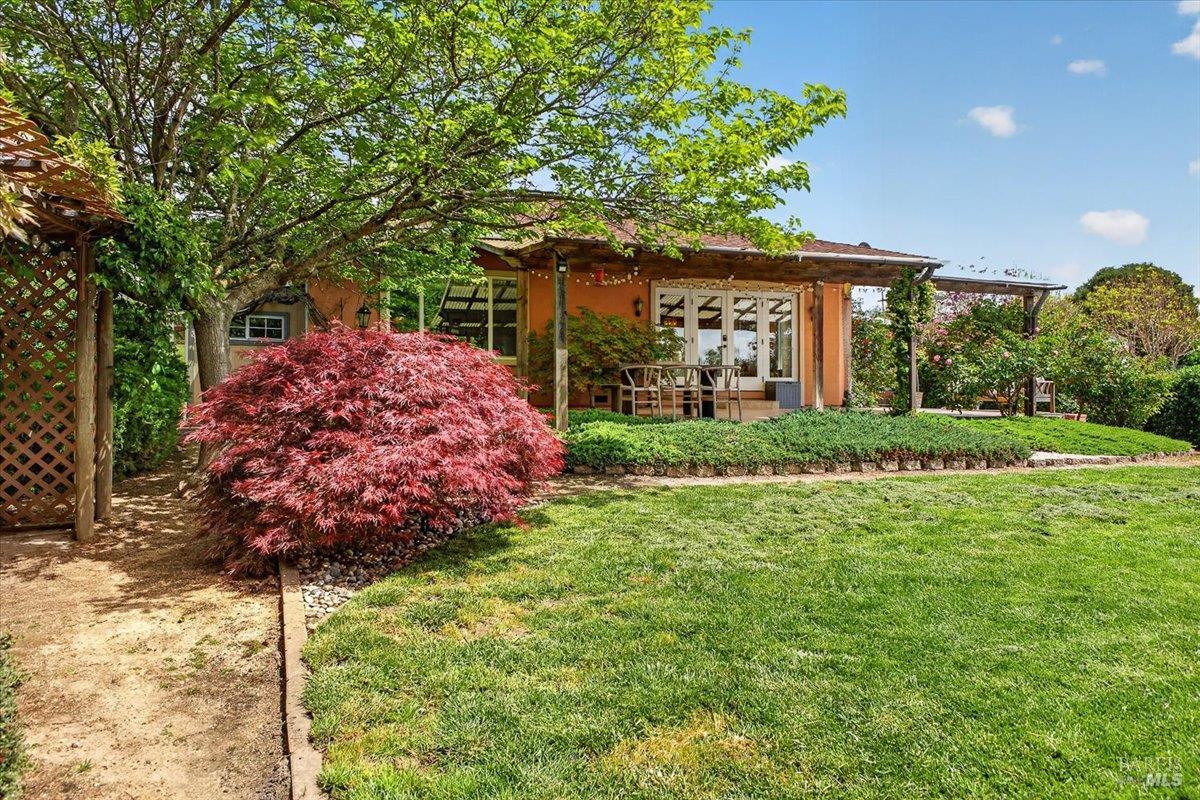 484 Oak Street Penngrove CA 94951