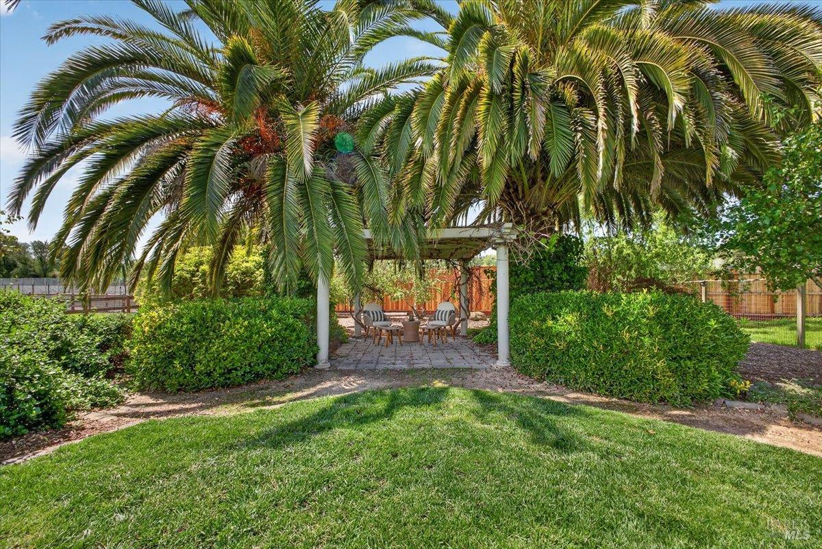 484 Oak Street Penngrove CA 94951