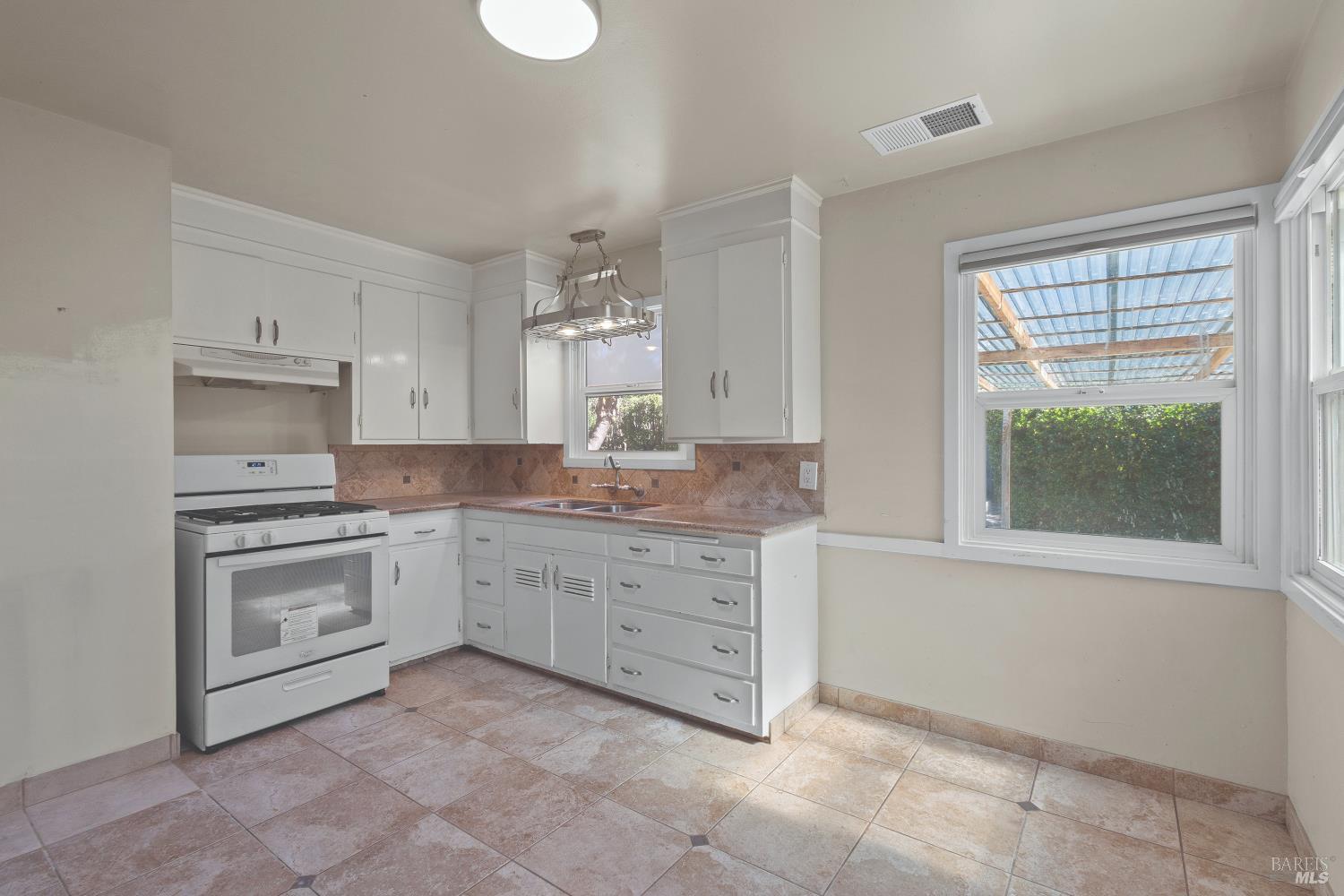 214 Gilbert Drive Santa Rosa CA 95405