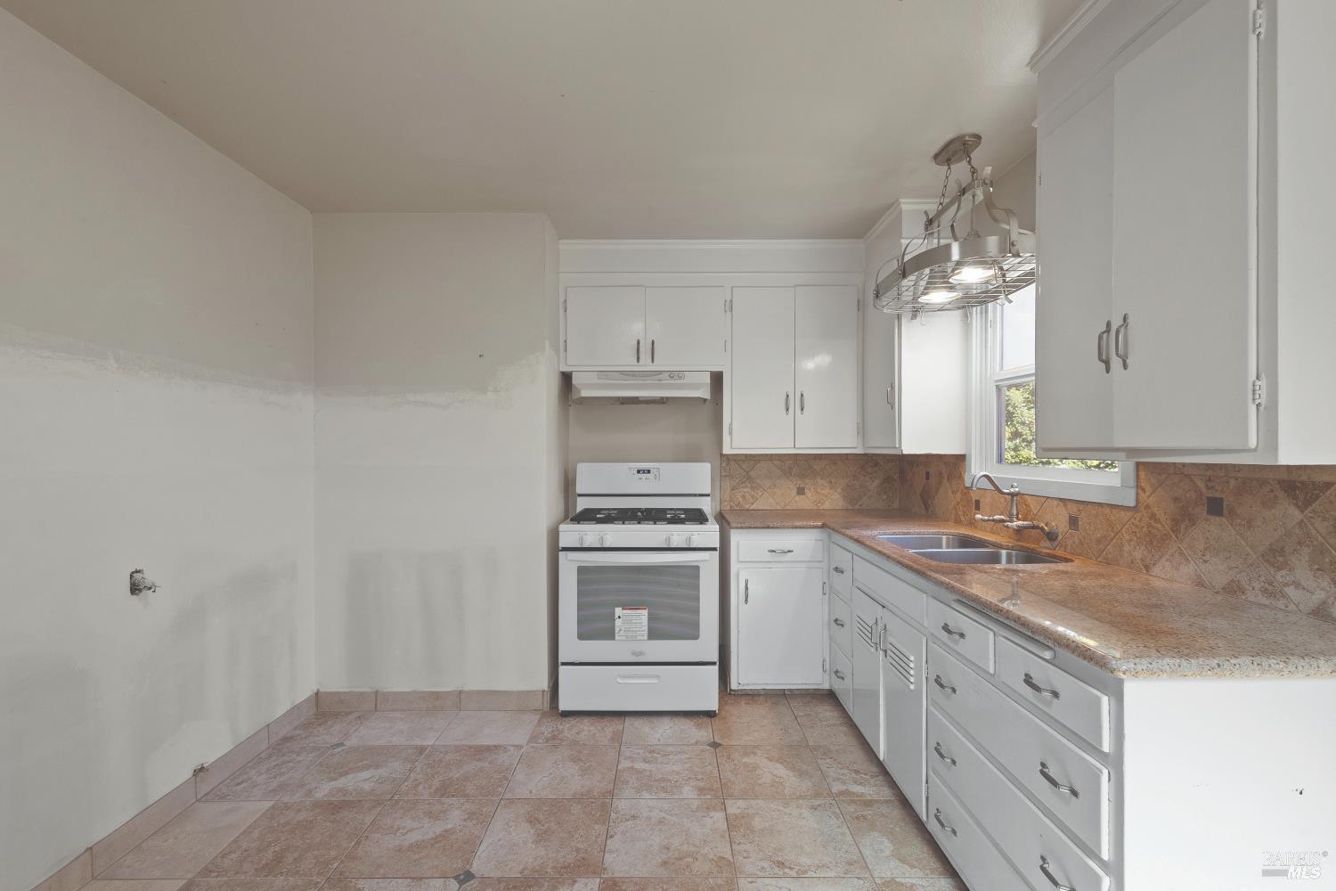 214 Gilbert Drive Santa Rosa CA 95405