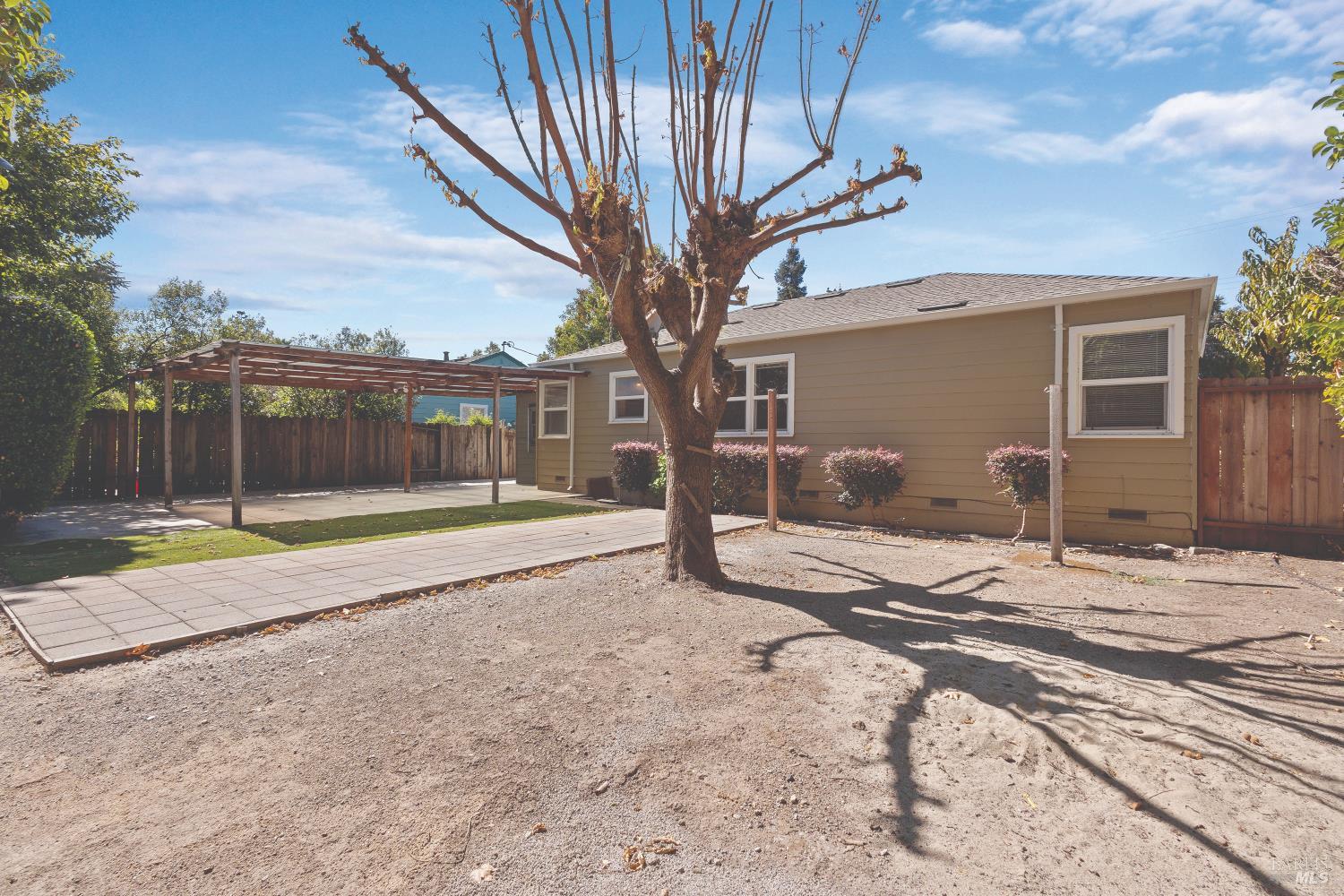 214 Gilbert Drive Santa Rosa CA 95405