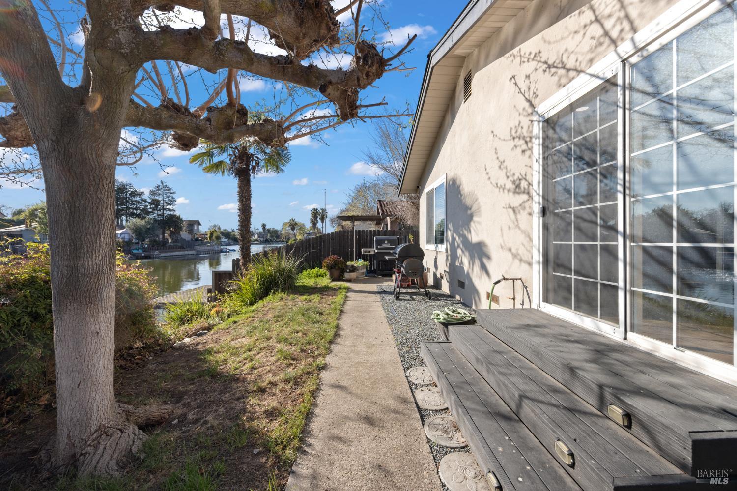 120 E Lake Drive Antioch CA 94509