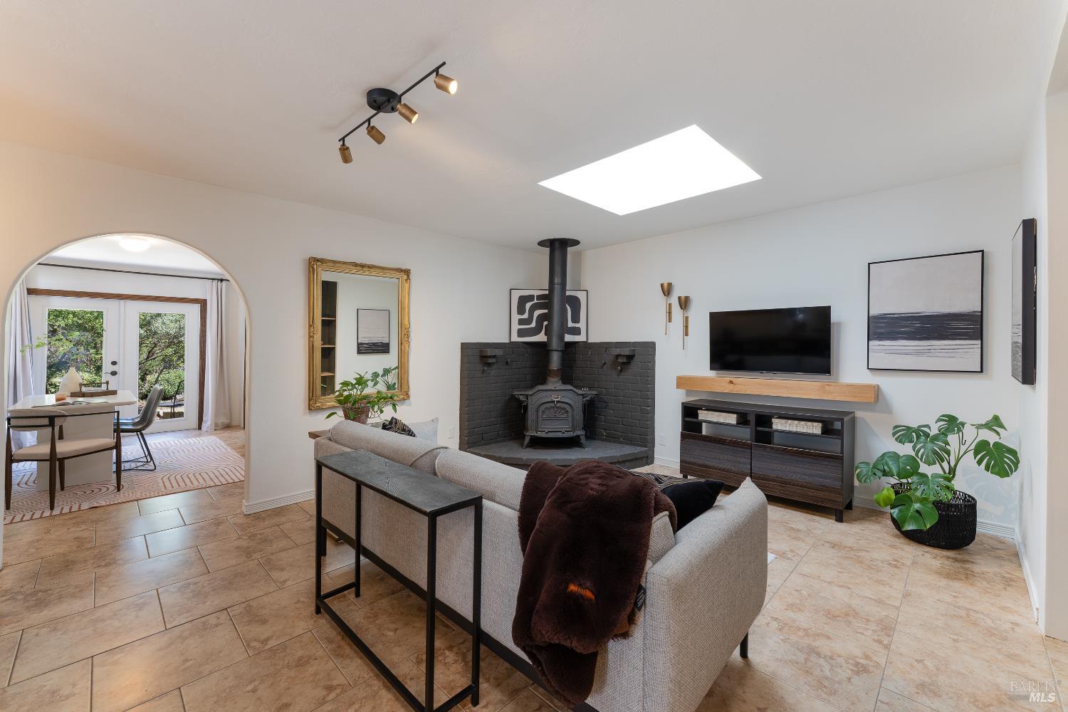 955 N Pine Street Ukiah CA 95482