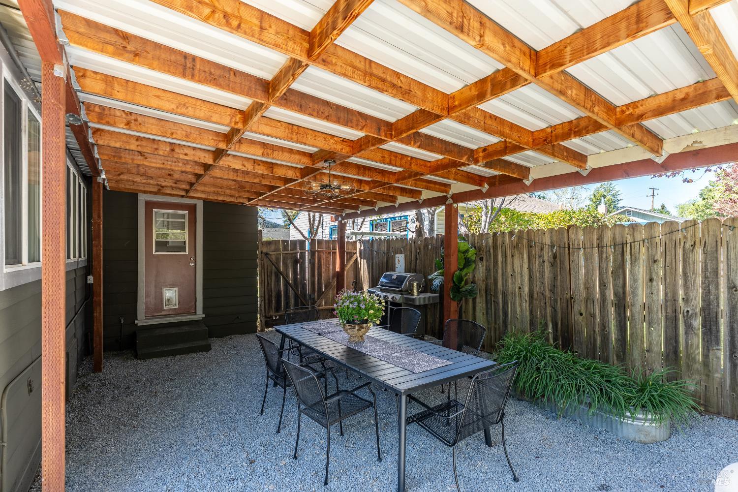 955 N Pine Street Ukiah CA 95482