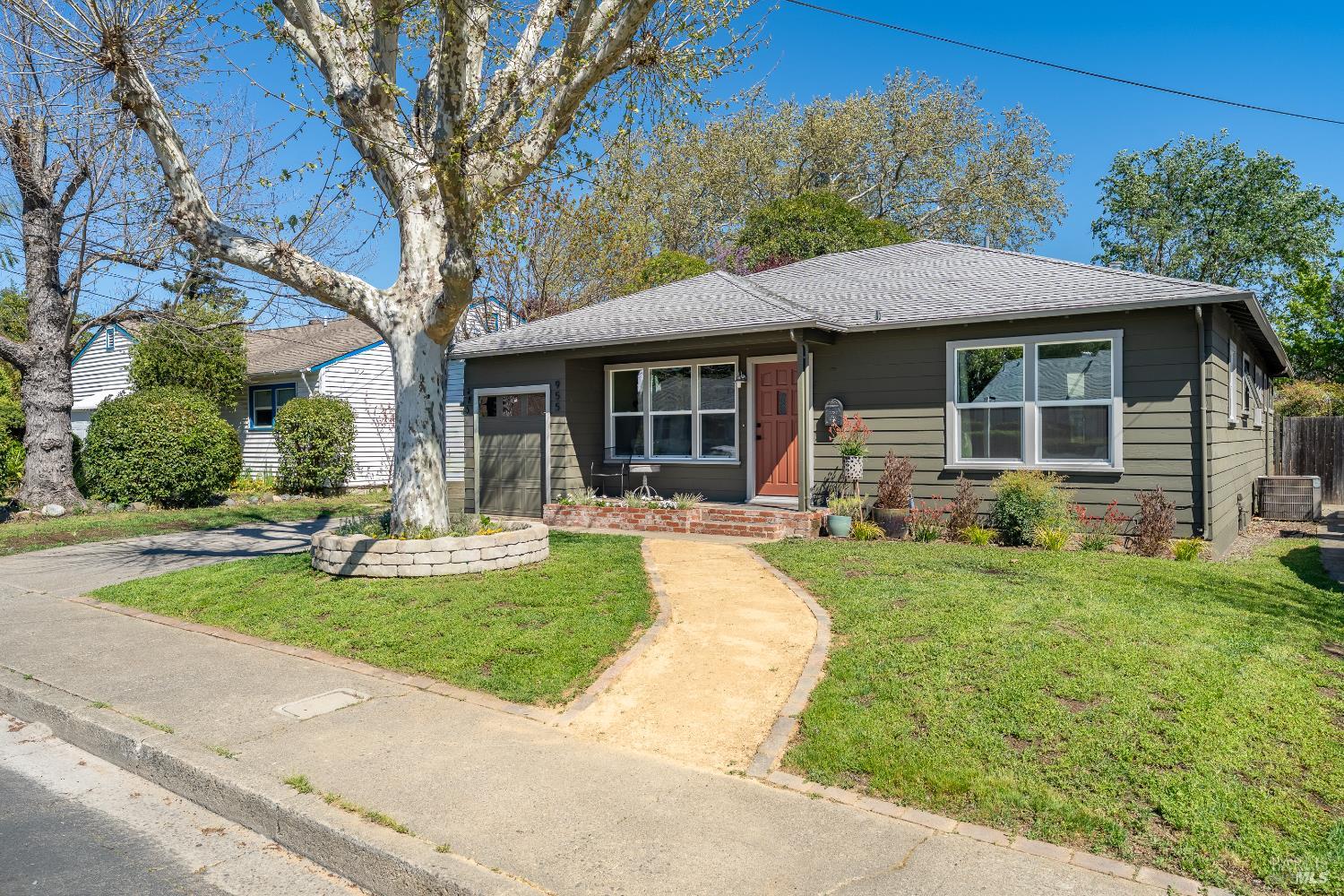955 N Pine Street Ukiah CA 95482